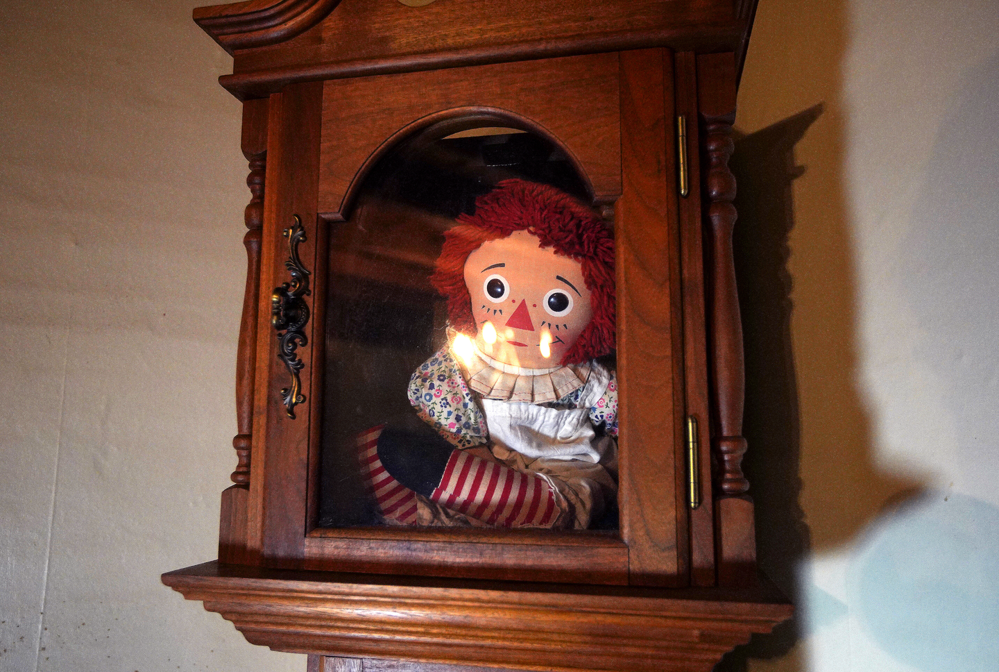 The Chilling True Story Behind The Real Annabelle Doll After Rumors Spark Panic 5 108112 thatviralfeed.com large 604197
