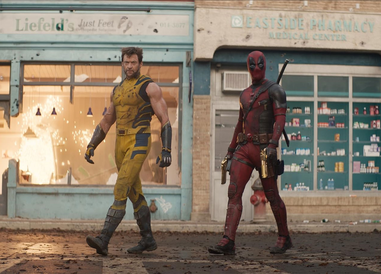 Ryan Reynolds Criticized For Letting Daughter Say Shocking Line In Deadpool & Wolverine 5 Ryan Reynolds and Hugh Jackman in Deadpool Wolverine