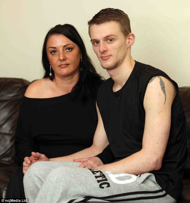 Mom's Skin Peeled Off After Severe Ibuprofen Reaction Left Her in Coma 2 article 2542083 1ACB8F8D00000578